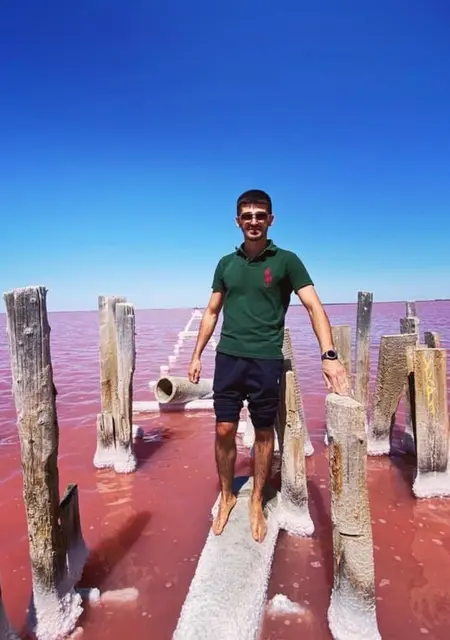 Карапетян Нарек из Парижа, ищу на сайте дружбу