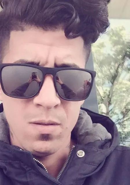 Я Saad, 28, знакомлюсь в Афинах