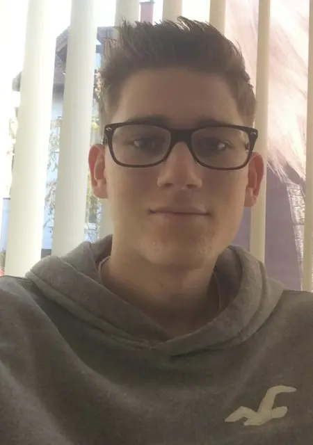 Jan из Мангейма, мне 25, познакомлюсь для приятного времяпровождения