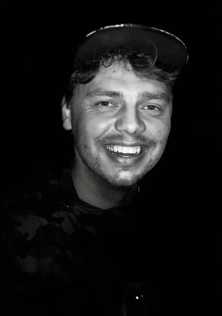 Я Владислав, 34, из Варны, ищу знакомства без обязательств