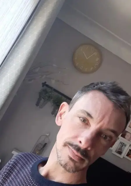 Seb из Парижа, мне 42, познакомлюсь