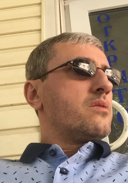 Sasha з Донецька, мені 45 років, познайомлюсь для приємного проведення часу