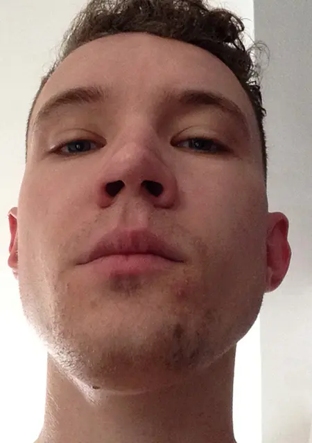 Я Даниел, 21, из Албуфейра, ищу знакомства на одну ночь