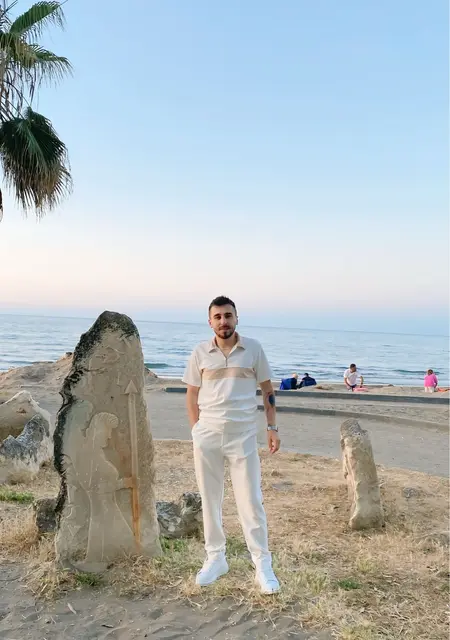 Can из Самсуна, мне 26, познакомлюсь на одну ночь