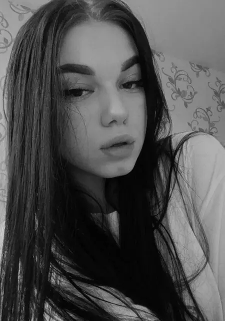 Я Valeria, 19, знакомлюсь без обязательств в Бухаресте