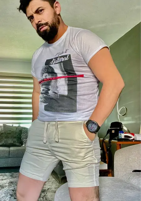 Luis из Сантьяго-де-керетаро, ищу на сайте знакомства на одну ночь