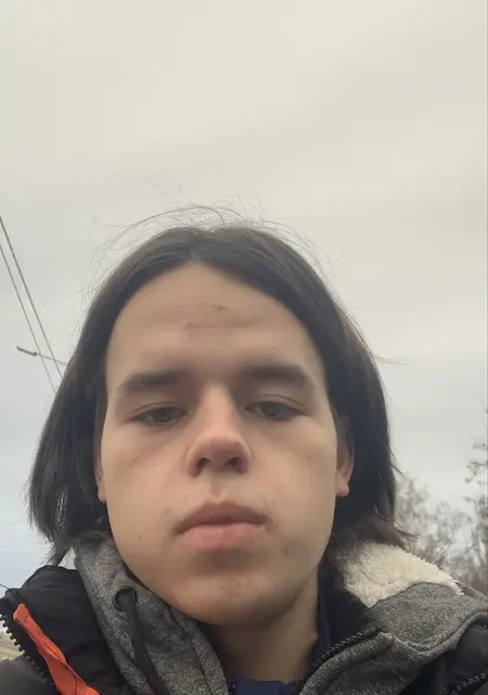 Я Bulat, 18, из Осло, ищу знакомства на одну ночь