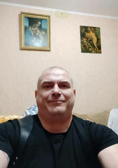 Alex з Олександрії, мені 46 років, познайомлюсь для дружби