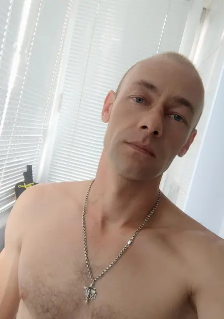Я Денис, 39, из Павлограда, ищу знакомство для общения