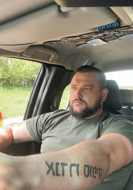 Ростислав из Харькова, мне 33, познакомлюсь для открытые отношения