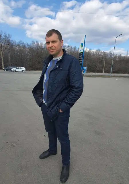 Vitaliy из Луцка, мне 38, познакомлюсь на одну ночь