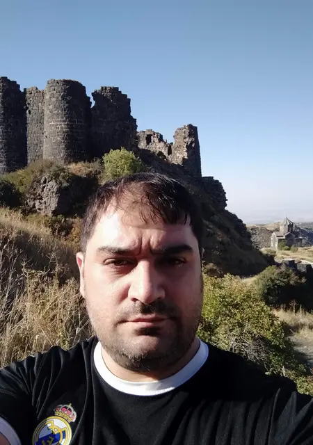 Я Moses, 43, из Ванадзора, ищу знакомство для общения