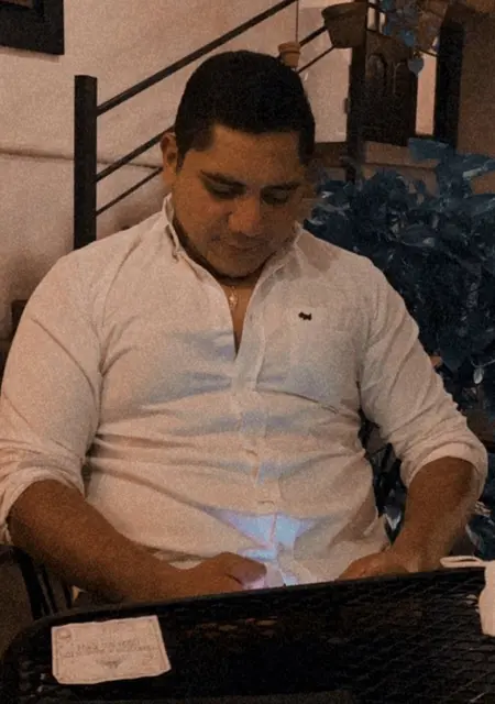 Josema из Пуэбла-де-сарагоса, мне 27, познакомлюсь для приятного времяпровождения