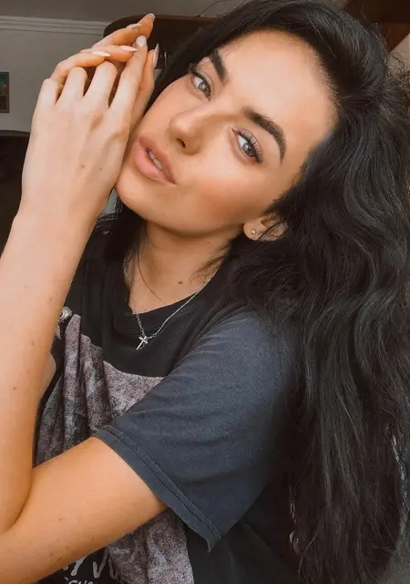 Я Mari, 28, знакомлюсь для совместных путешествий в Черкассах