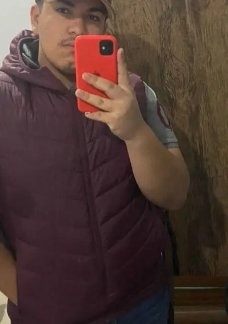 Gustavo из Лиссабона, мне 19, познакомлюсь