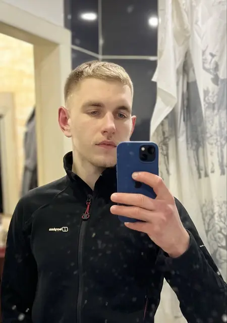 Я Влад, 23, знакомлюсь для дружбы в Житомире