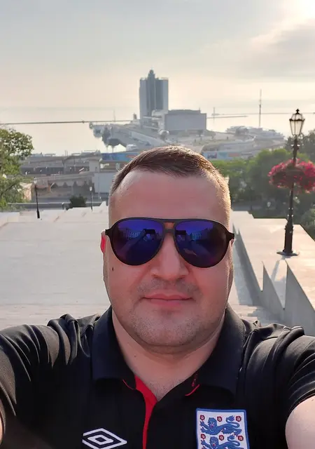 Я Алекс, 44 років, знайомлюсь без зобов'язань у Вінниці