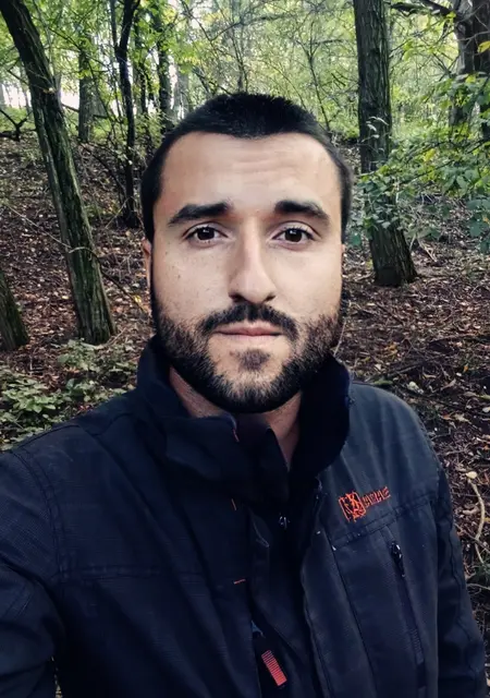 Я Дмитрий, 30 років з Черкас, шукаю знайомство для приємного проведення часу