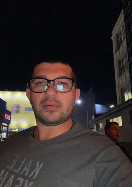 Я Константин, 42, знакомлюсь для постоянных отношений в Франкфурте-на-майне