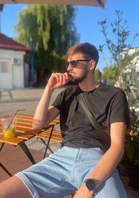 Юра з Івано-Франківська, шукаю на сайті знайомства на одну ніч