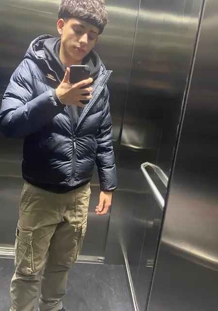 Jesus из Мадрида, ищу на сайте знакомства без обязательств