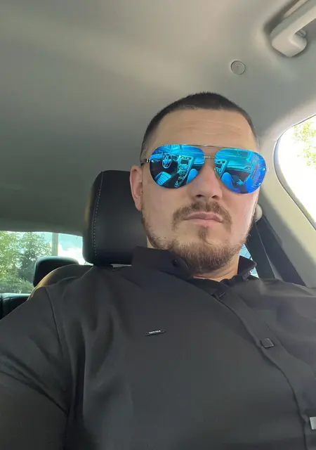 Максим з Черкас, мені 35 років, познайомлюсь на одну ніч