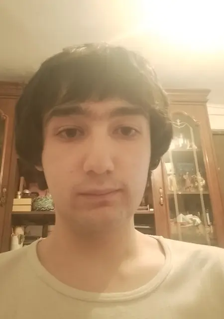 Я Raul Malvesada, 20, из Мадрида, ищу знакомство для общения