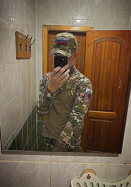 Андрей з Донецька, шукаю на сайті приємне проведення часу