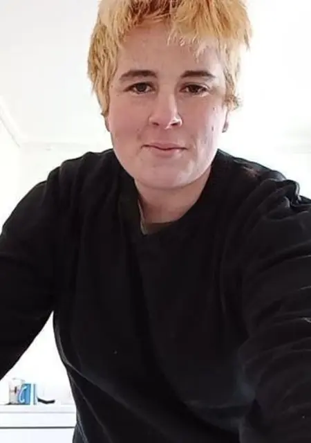 Я Helene, 28, знакомлюсь в Париже