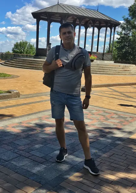 Я Дима, 36, из Краматорска, ищу знакомства без обязательств