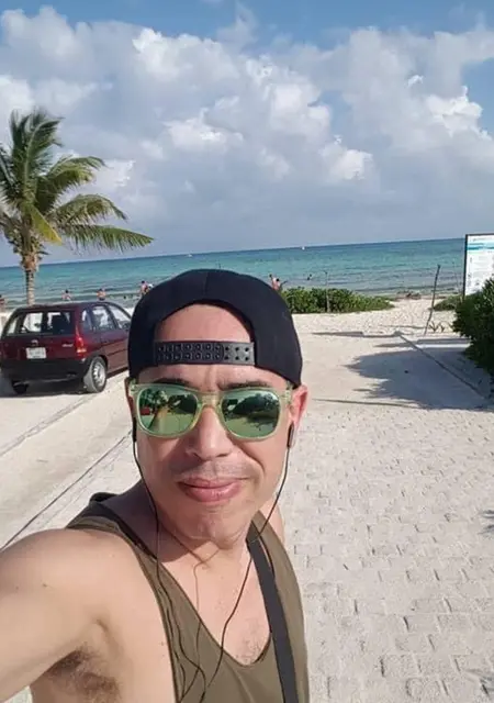 Alfonso из Гвадалахары, мне 47, познакомлюсь для приятного времяпровождения