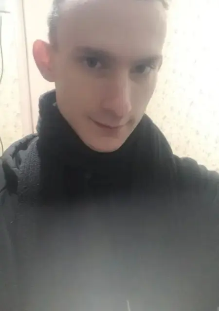 Я Родион, 25, знакомлюсь без обязательств в Киеве