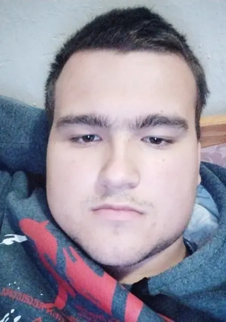 Иван из Пинска, ищу на сайте знакомства без обязательств