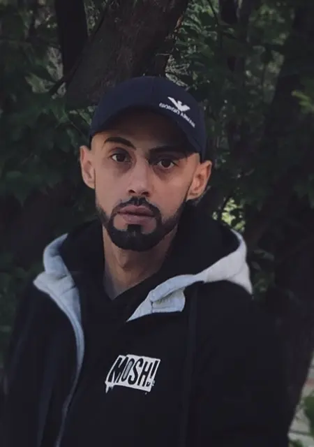 Я Ахмедов, 34 років з Миргорода, шукаю знайомство для вірт