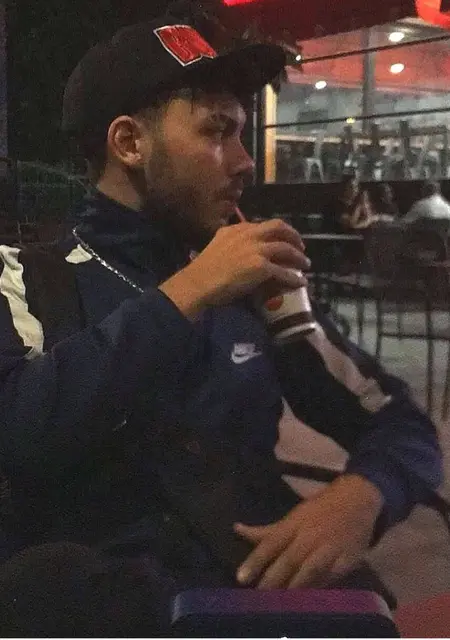 Emir Han из Анталии, мне 25, познакомлюсь для вирта