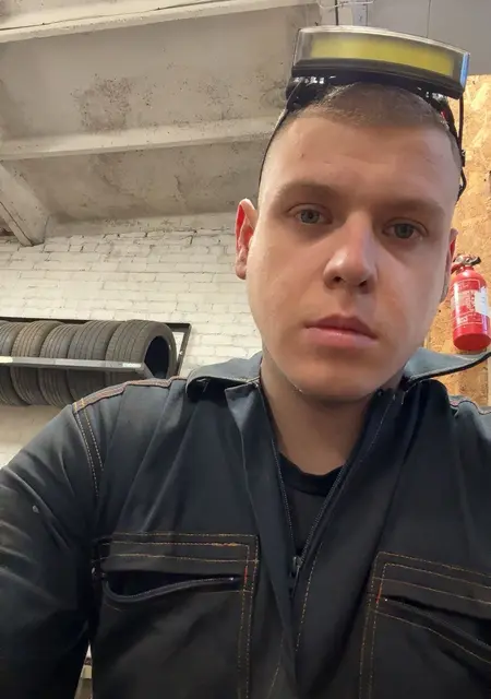 Matvei из Таллина, ищу на сайте знакомства на одну ночь