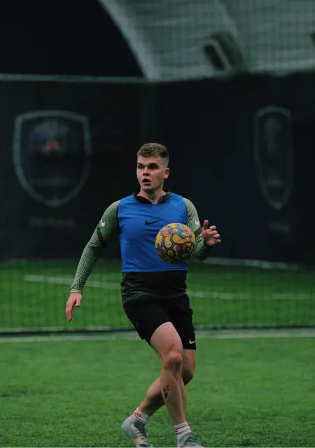 Я Игорь, 31, знакомлюсь для общения в Таллине