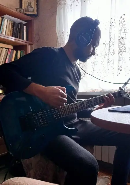 Павел из Донецка, мне 39, познакомлюсь для приятного времяпровождения