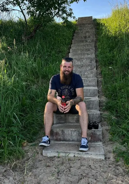 Я Ilmrs, 43, знакомлюсь для открытые отношения в Риге
