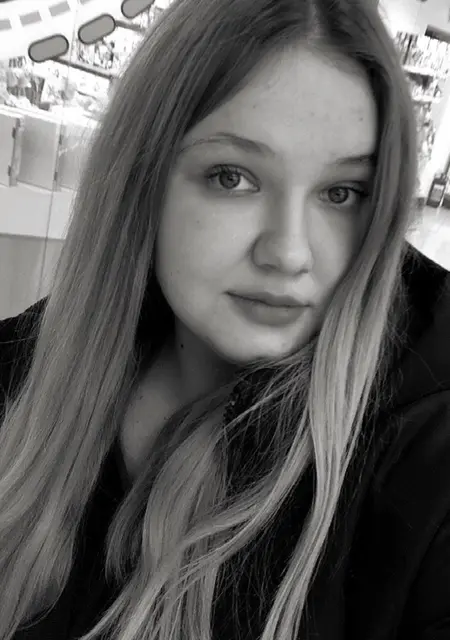 Виктория з Кропивницький, шукаю на сайті постійні стосунки