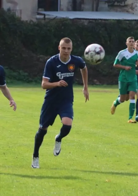 Я Олександр, 24, из Львова, ищу знакомства без обязательств