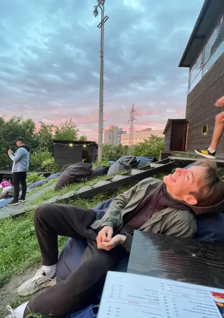 Mars из Вроцлава, ищу на сайте знакомства на одну ночь