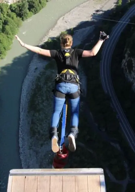 Я Kate, 35, из Парижа, ищу знакомство