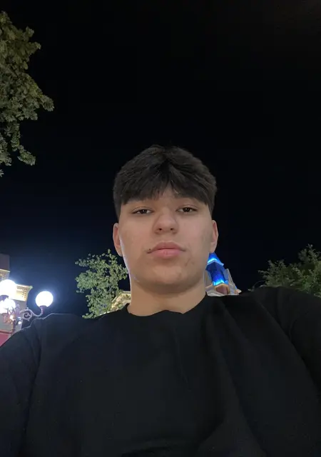 Я Михаил, 21, из Ташкента, ищу знакомство для дружбы