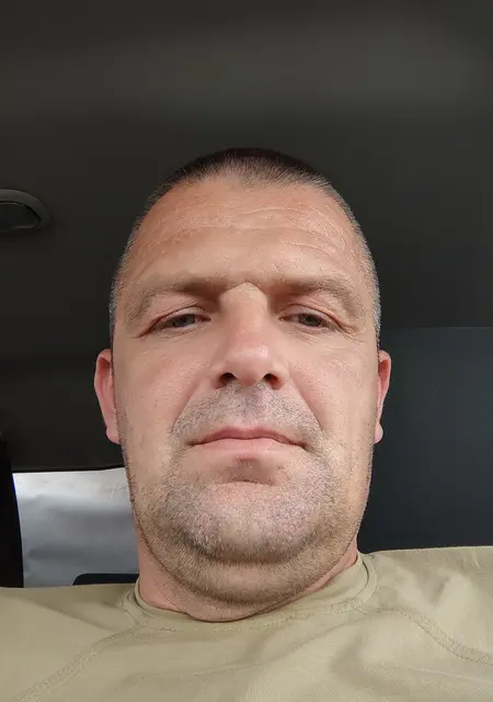 Я Виталик, 44, знакомлюсь без обязательств в Одессе