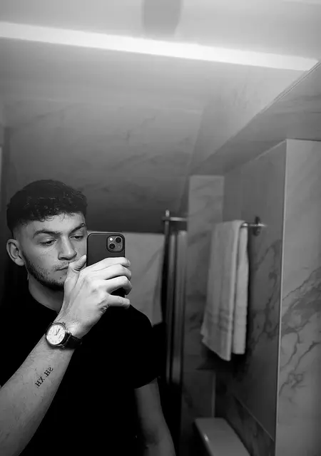 Я Ermal, 21, знакомлюсь для вирта в Падуе