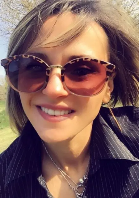 Elodie из Лиссабона, мне 28, познакомлюсь для постоянных отношений