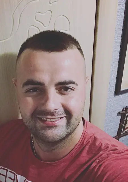 Я Stas, 34, из Кременчуга, ищу знакомство для приятного времяпровождения