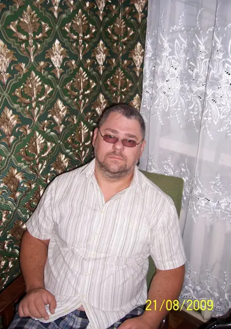 Александр з Одеси, мені 57 років, познайомлюсь для постійних стосунків