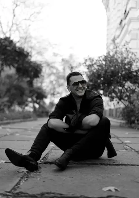 Я Дмитрий, 38 років з Черкас, шукаю знайомство для приємного проведення часу